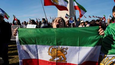 Iran: Berichte über Sprechchöre gegen Chamenei in Teheran