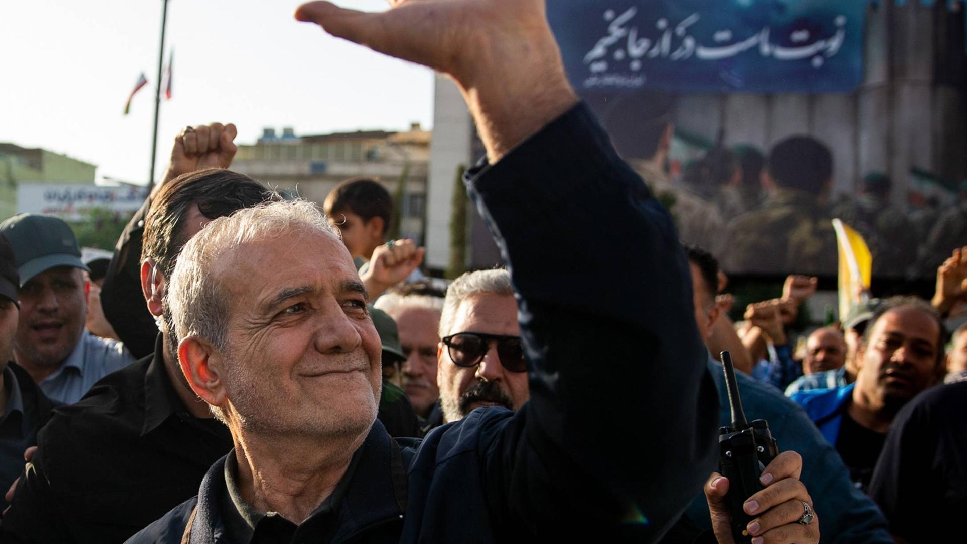 Proteste in Teheran nach US-Angriff