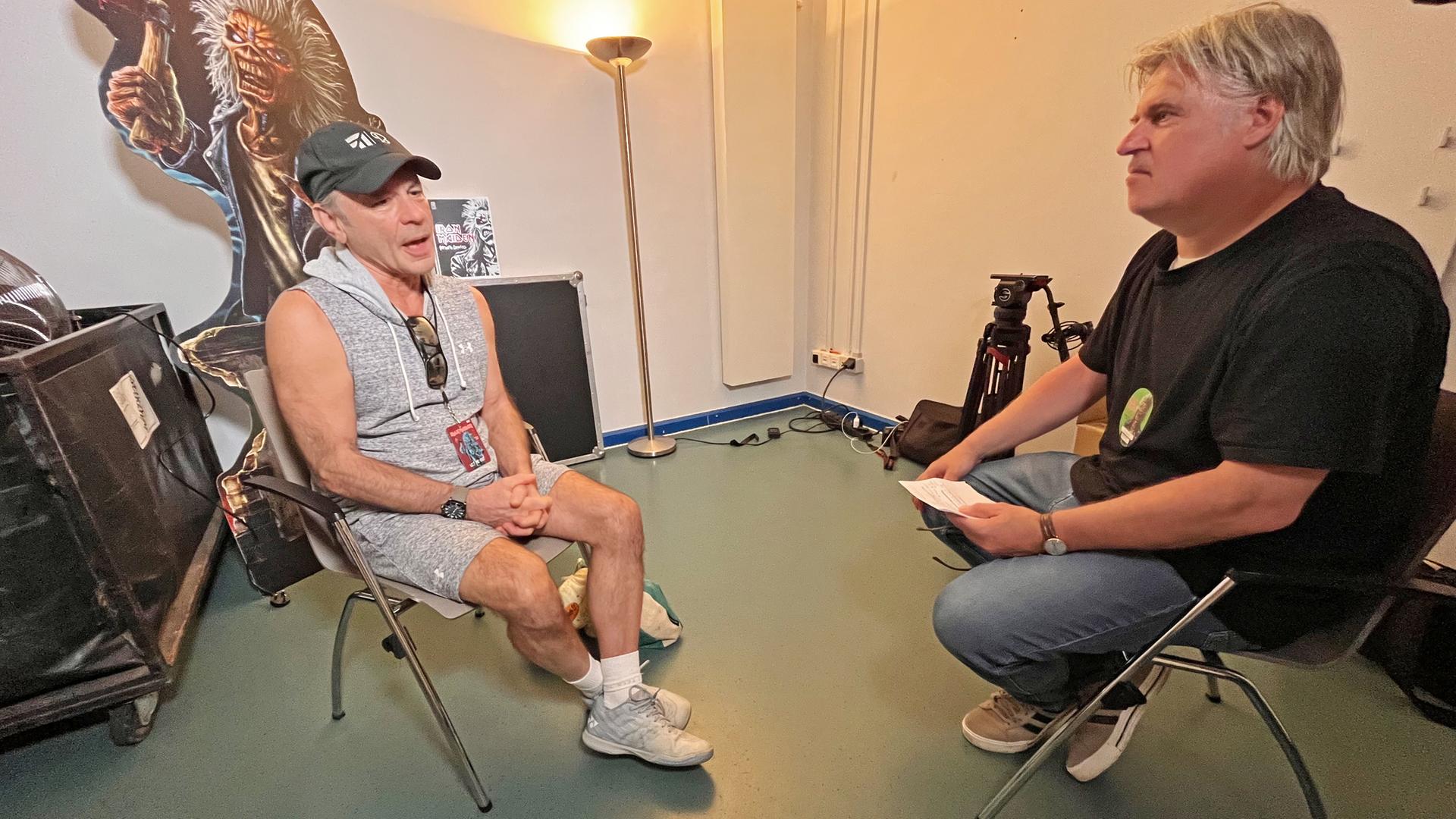 Iron Maiden-Sänger Bruce Dickinson (l.) und Ralph Goldmann