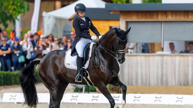 28.08.2025, Crozet, Frankreich: Isabell Werth (GER) mit Wendy de Fontaine beim Grand Prix der Dressur-Teamwertung bei der FEI Europameisterschaft in den Jiva Hill Stables.