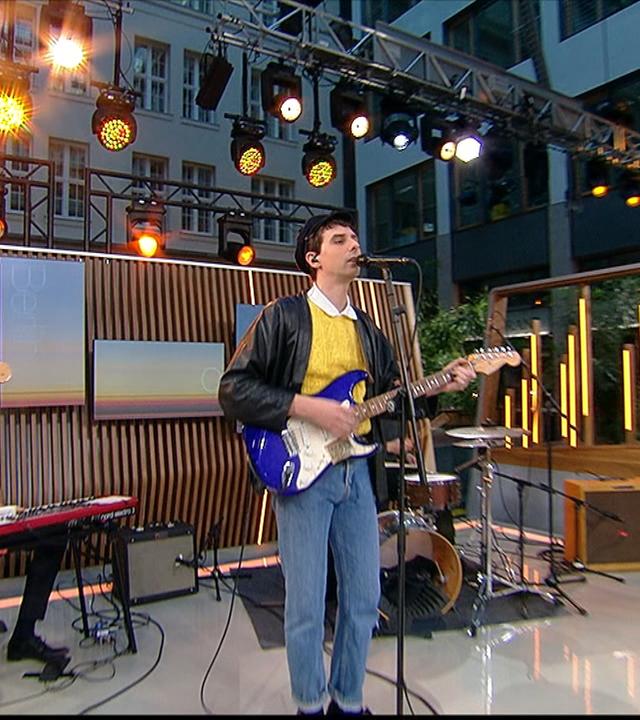 Isolation Berlin – "Verliebt in dieses Lied"