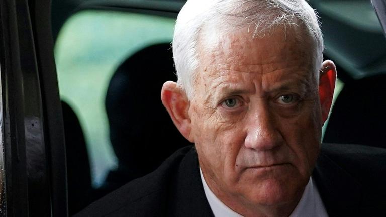 Der dem israelischen Kriegskabinett angehörende Minister Benny Gantz vor dem US-Außenministerium in Washington DC.