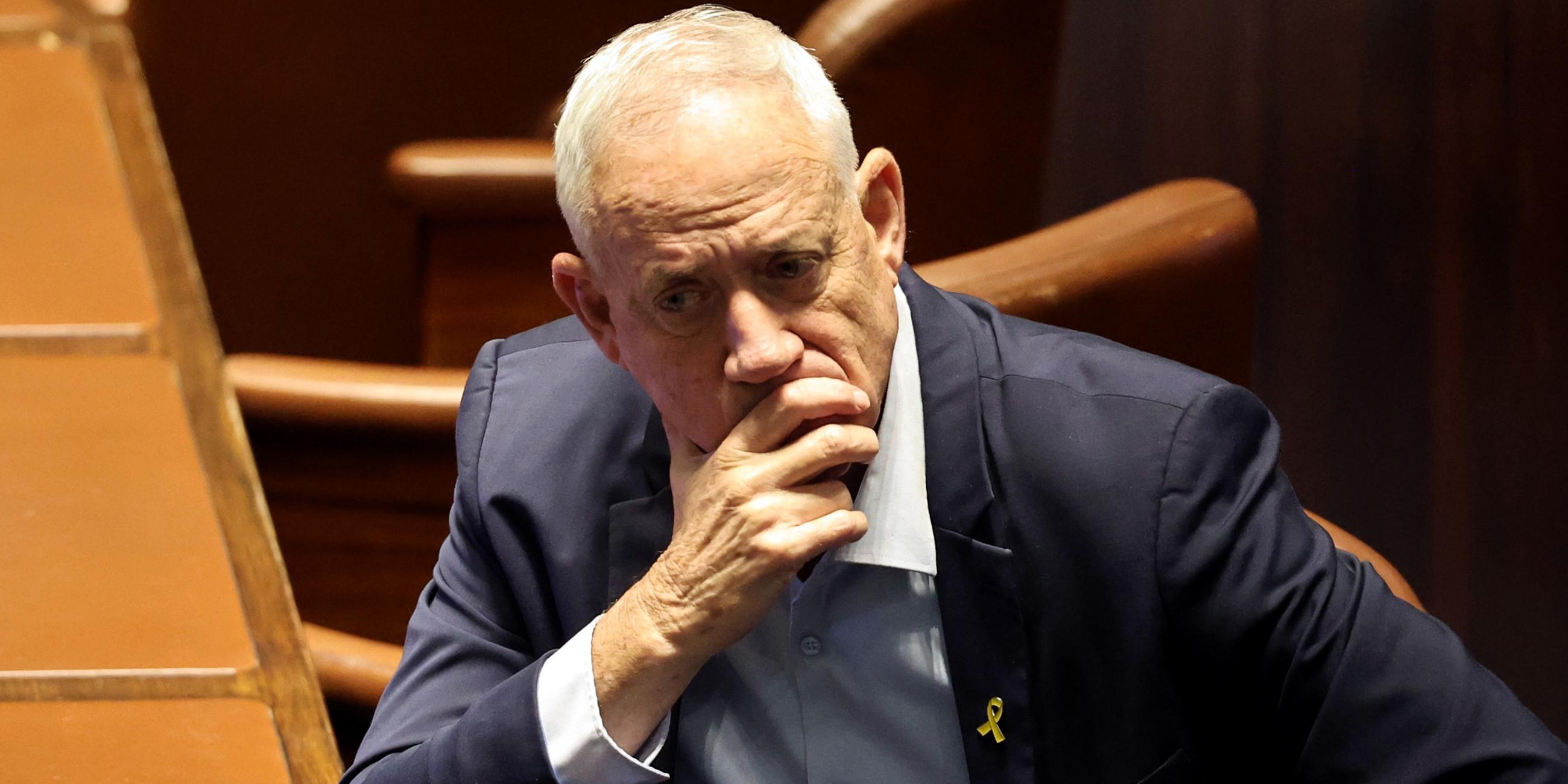 Der israelische Abgeordnete Benny Gantz während einer Plenarsitzung