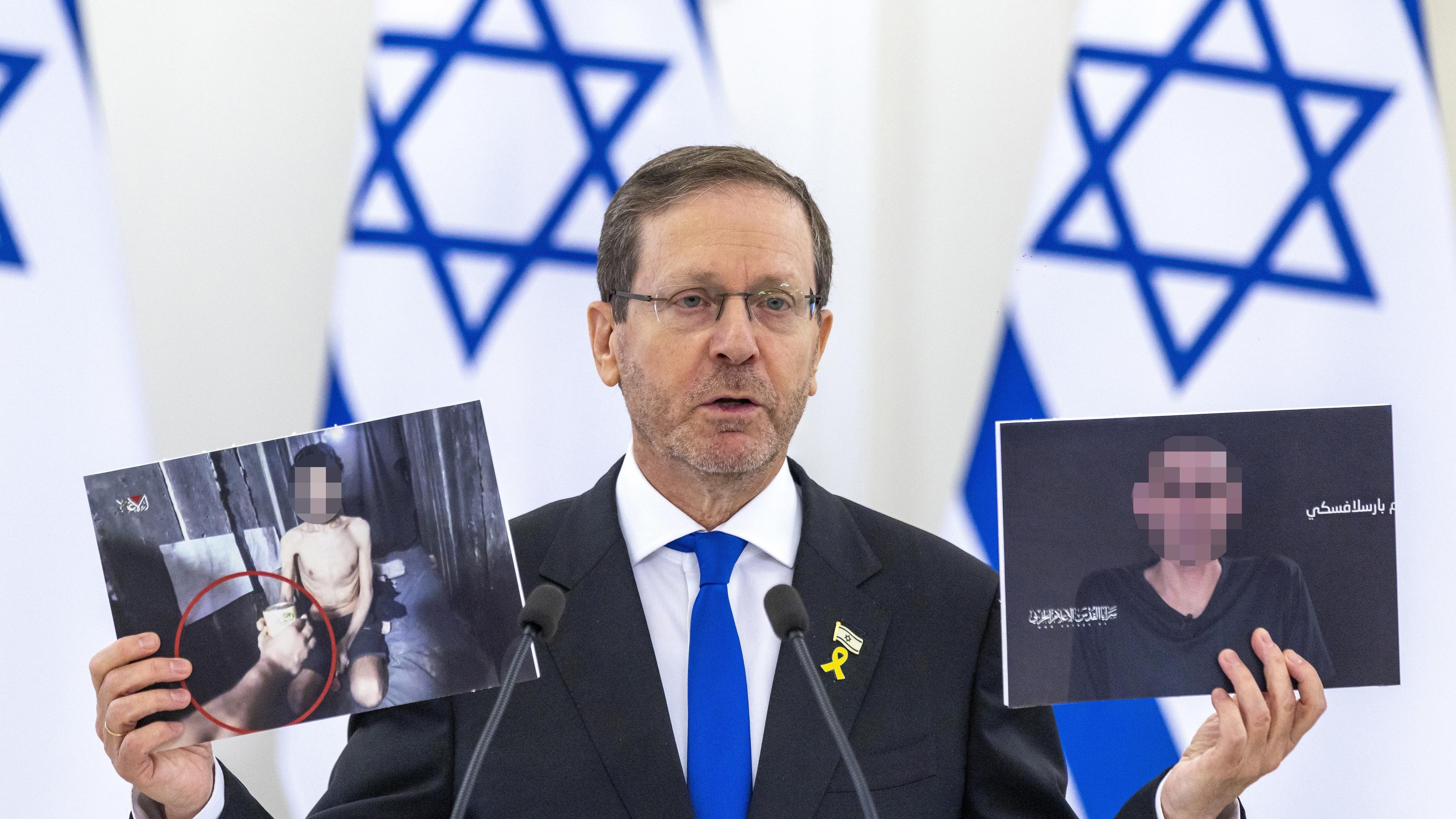 Israels Präsident Herzog zeigt zwei Bilder der israelischen Geiseln-