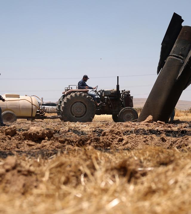 Trümmerteile iranischer Raketen nahe der syrischen Ortschaft Najha (Syrien), aufgenommen am 08.06.2026