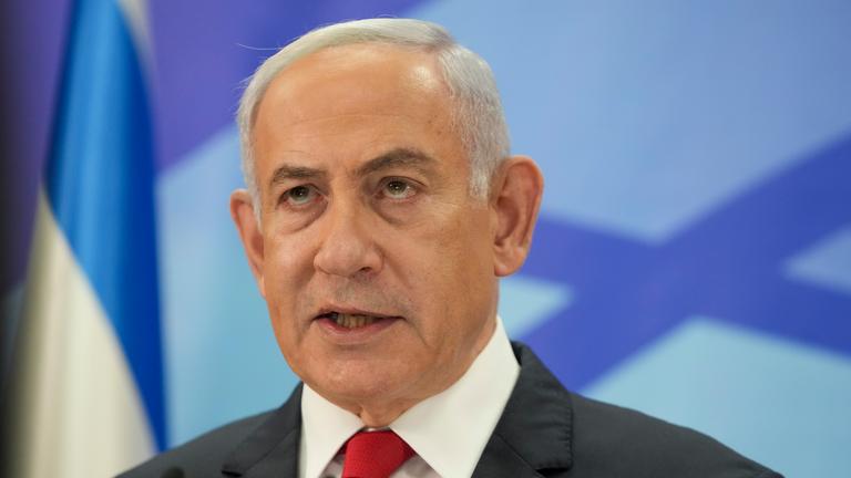 Israels Regierungschef Benjamin Netanjahu während einer Pressekonferenz.