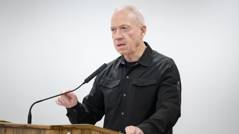 Joav Galant, Verteidigungsminister von Israel, spricht auf der Konferenz der Präsidenten im Hauptquartier des Verteidigungsministeriums in Tel Aviv.