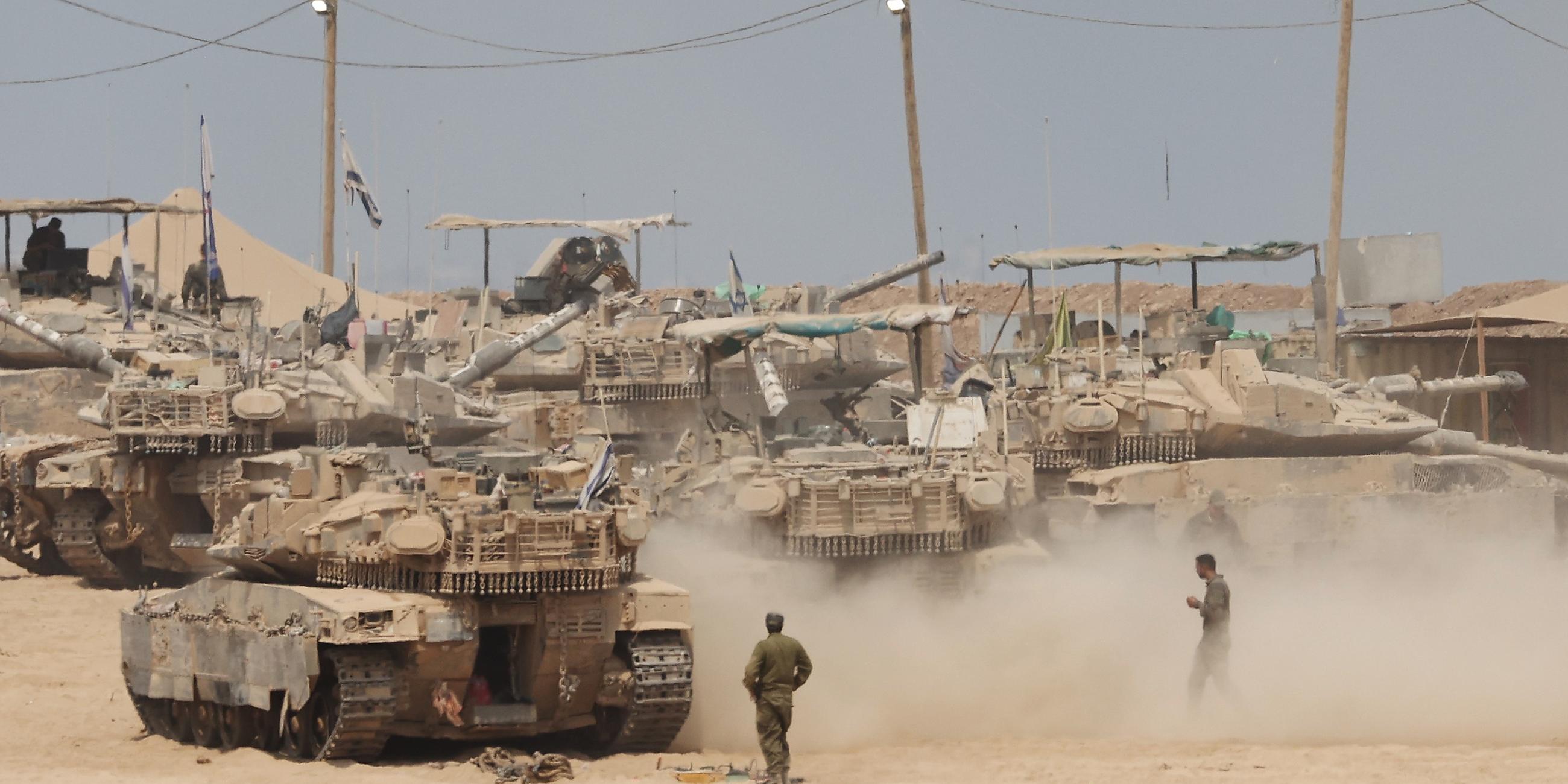 Israelische Armee nahe der Grenze zum Gazastreifen