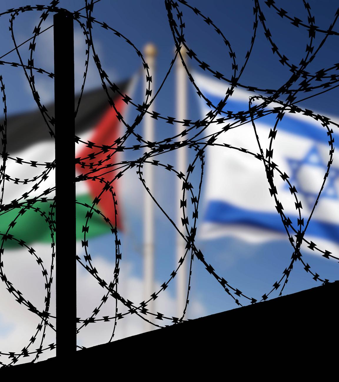 Die Flagge Israels und die palästinensische Flagge wehen im Wind, sie sind verschwommen hinter Stacheldraht zu sehen
