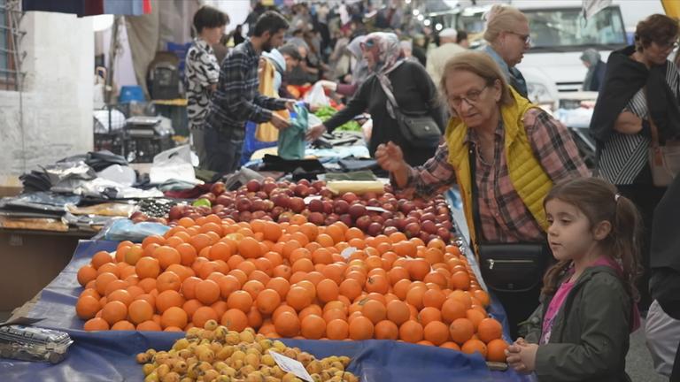 Istanbul: Bezahlbares Essen trotz Inflation 