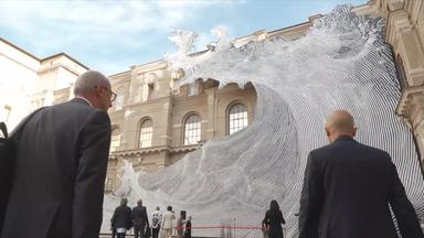 Die neue Kunstausstellung "AQVA - Katastrophe und Wunder" im Vatikan