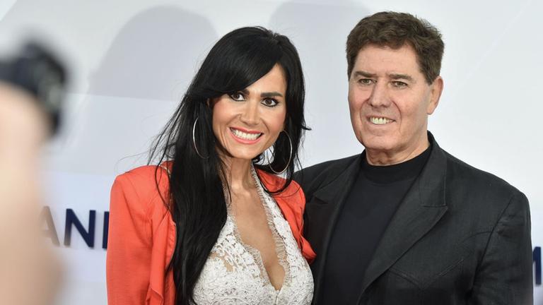 Musikproduzent Jack White und seine Frau Raffaela haben nach knapp 10 Jahren Ehe ihre Trennung bekannt gegeben.