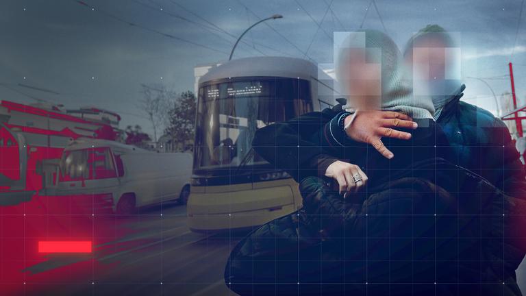 Montag: Zielfahnder hält neben einer Straßembahn eine Taschendiebin fest