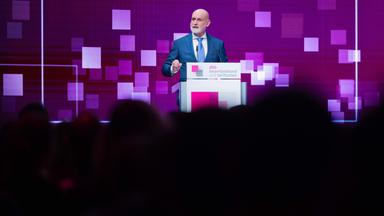 Volker Geyer, Bundesvorsitzender des Deutschen Beamtenbundes dbb, spricht am 12.01.2026 bei der 67. Jahrestagung des Beamtenbundes dbb in der Kölnmesse. 