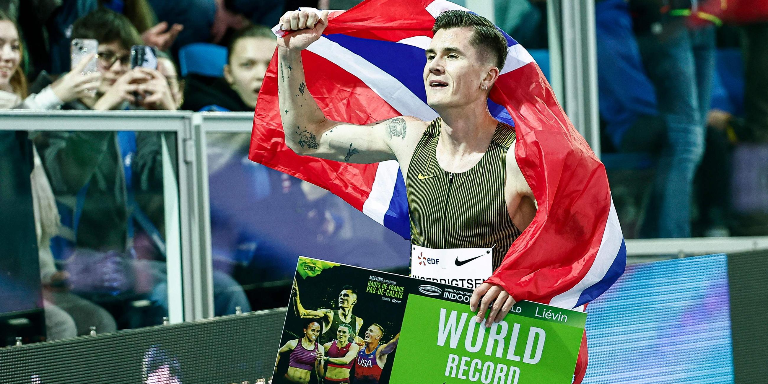 Jakob Ingebrigtsen feiert seine Weltrekorde