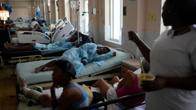 Überfüllte Kliniken auf Jamaika