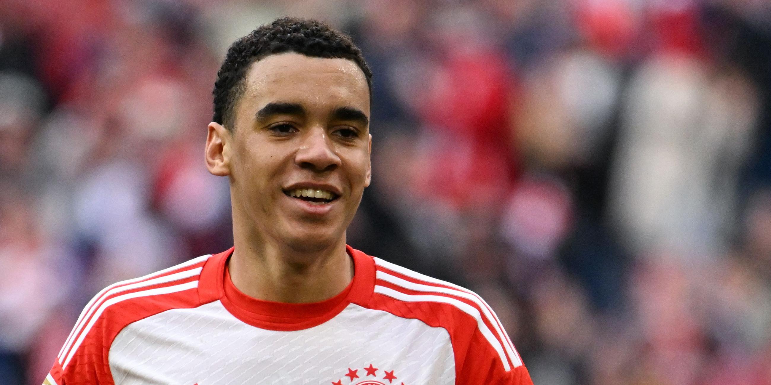 Jamal Musiala im Trikot des FC Bayerns.