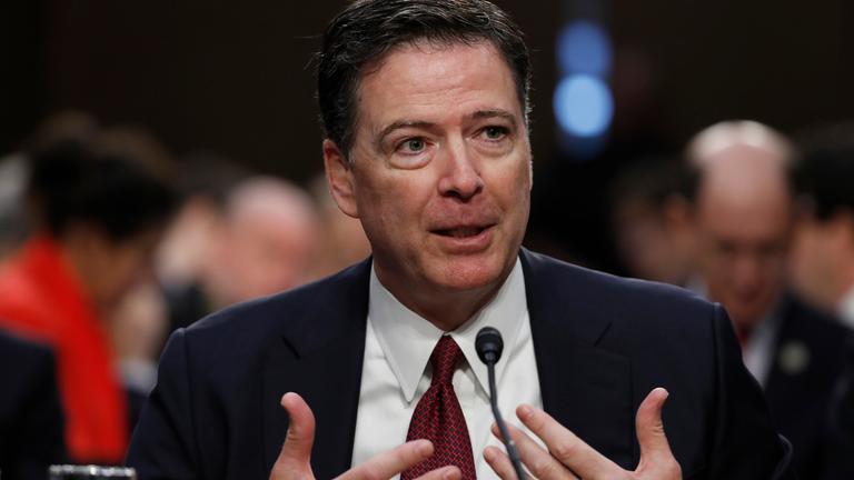  Der ehemalige FBI-Direktor James Comey spricht während einer Anhörung des Geheimdienstausschusses des Senats im Kapitol in Washington.