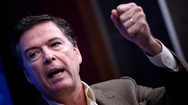 Der ehemalige FBI-Direktor James Comey spricht während einer Diskussion an der Brookings Institution am 11. Mai 2018 in Washington, DC über sein Buch „A Higher Loyalty“.