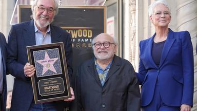 James L. Brooks erhält Stern