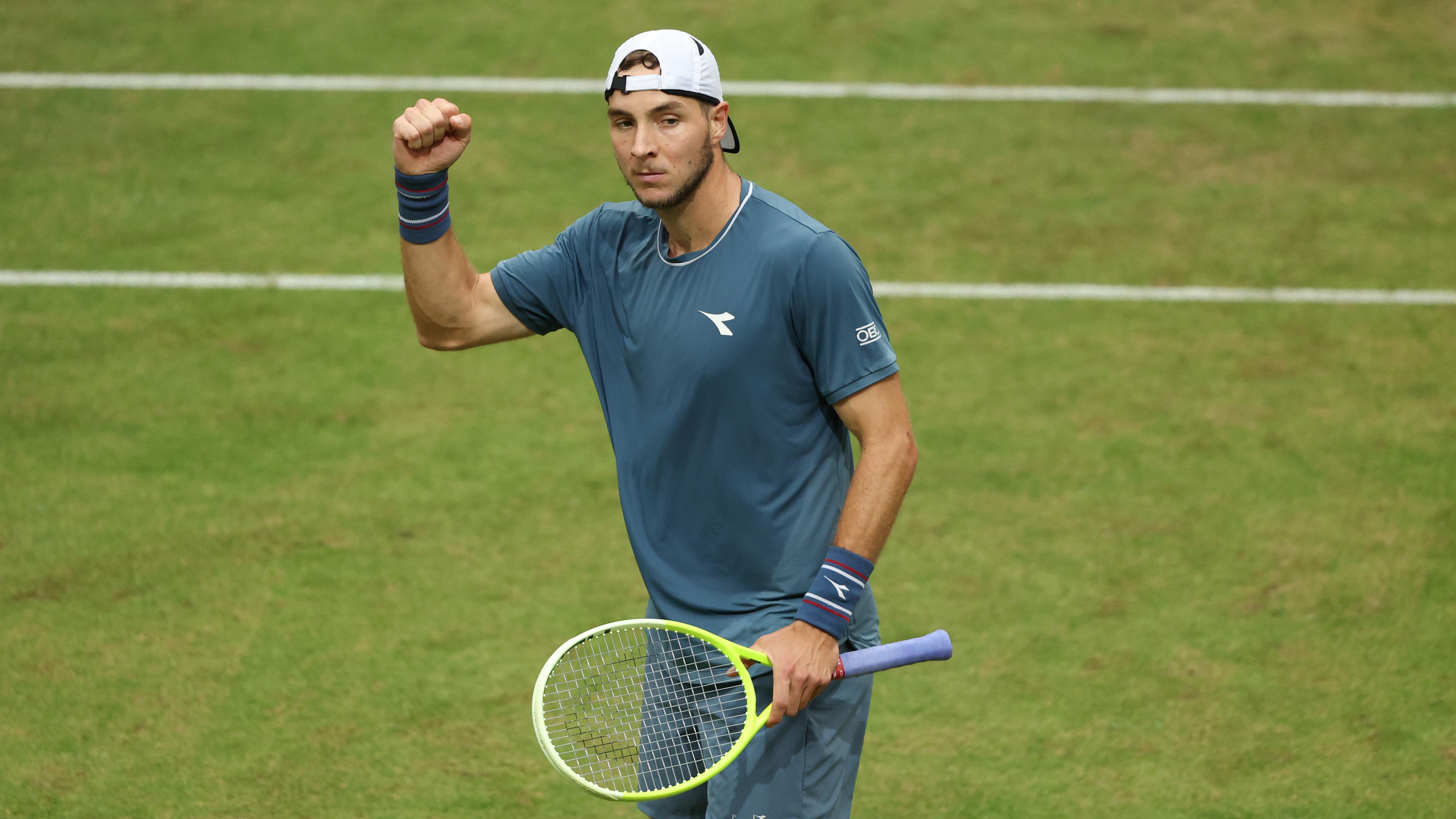 Jan-Lennard Struff ballt die Faust.