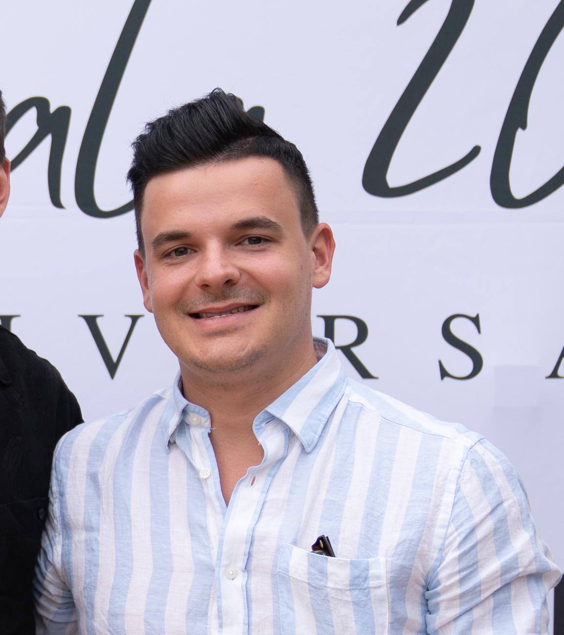 YouTube-Star Jan Zimmermann (r)