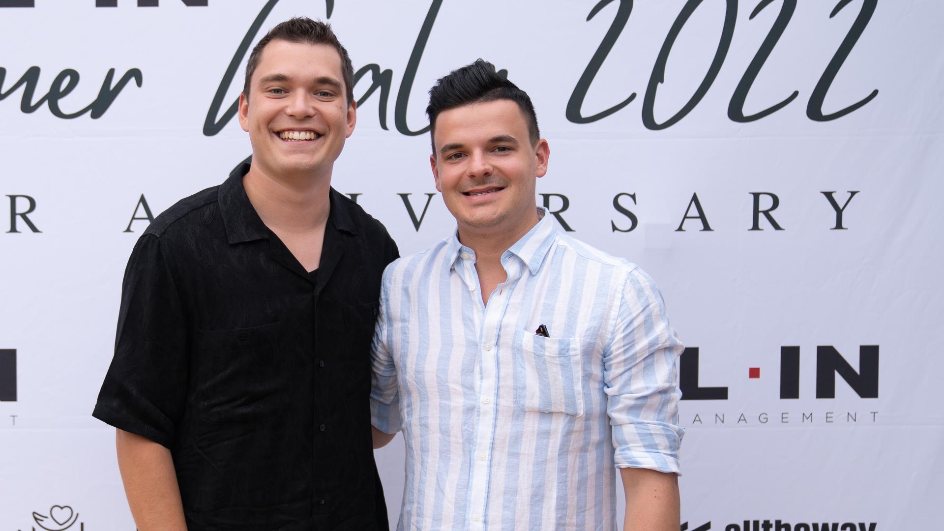 YouTube-Star Jan Zimmermann (r)