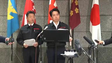Japans Verteidigungsminister Shinjiro Koizumi äußert sich gegenüber Reportern zu Nordkoreas Raketenstart