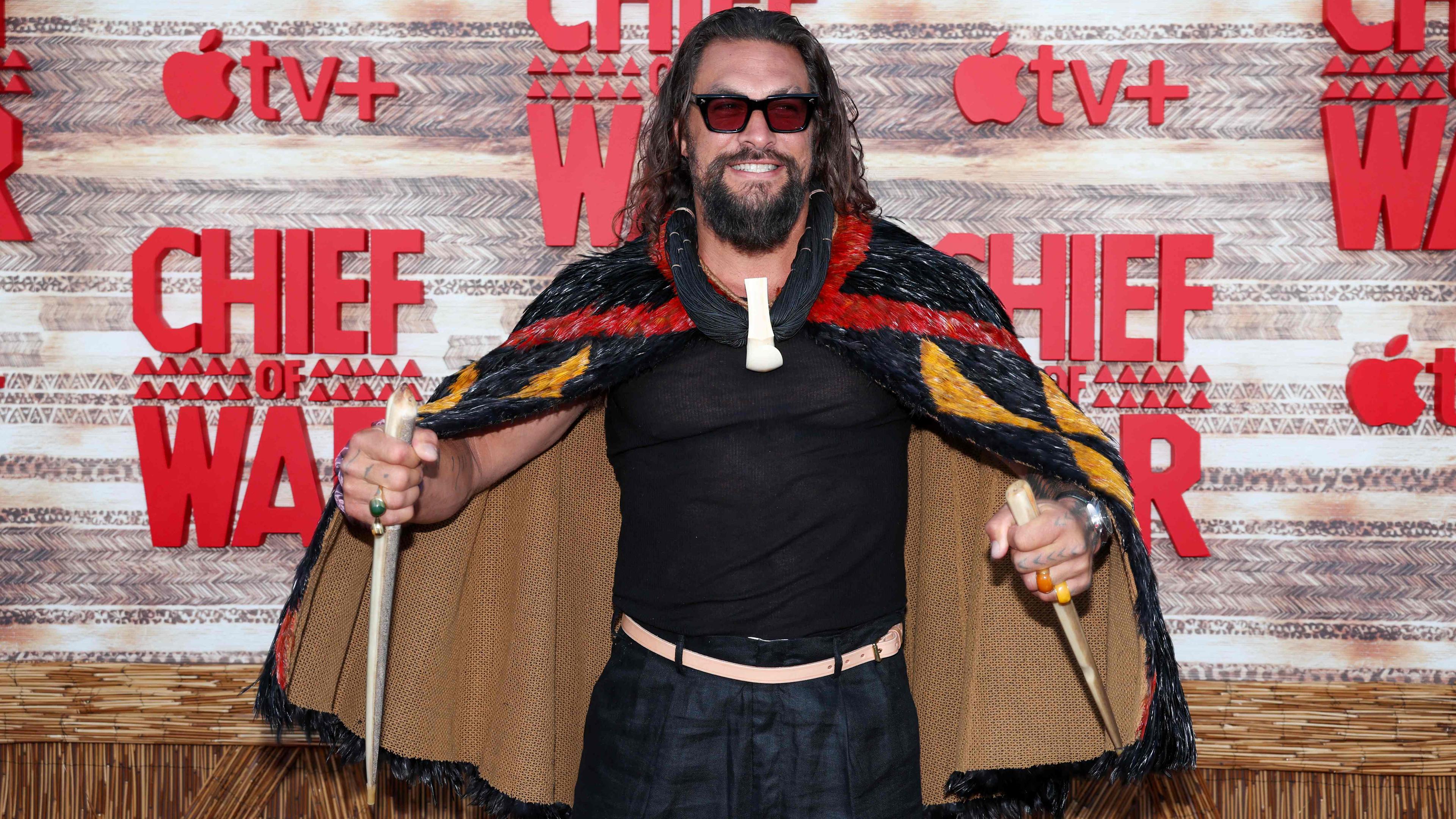Jason Momoa: Zwischen Leinwand und Lagerfeuer