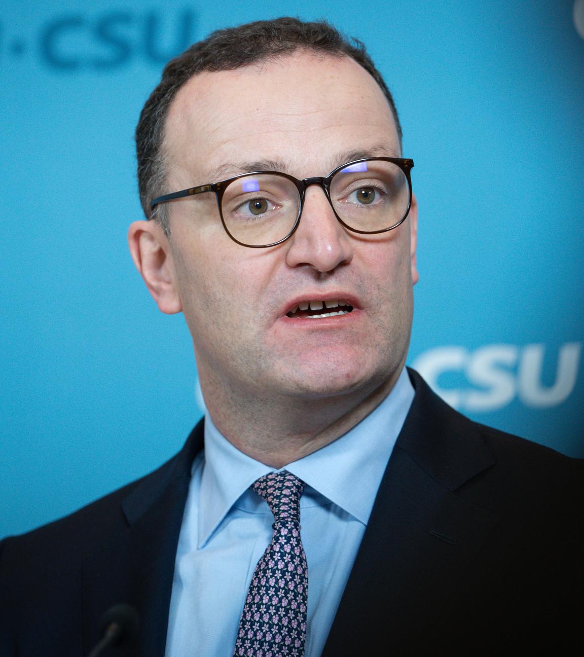 Jens Spahn, Vorsitzender der CDU/CSU-Bundestagsfraktion, bei seiner Stellungnahme zur Abstimmung über das Rentengesetz im Reichstagsgebäude Berlin am 05.12.2025.