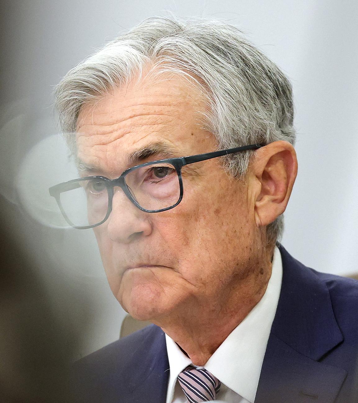 Der Vorsitzende der US-Notenbank, Jerome Powell, nimmt am 19.03.2026 in Washington, DC, an einer Sitzung des Direktoriums der US-Notenbank teil. 