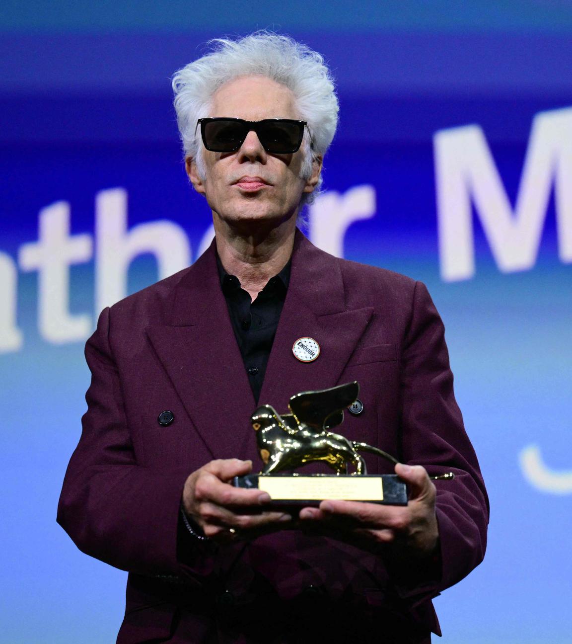 Jim Jarmusch mit dem Goldenen Löwen in Venedig.