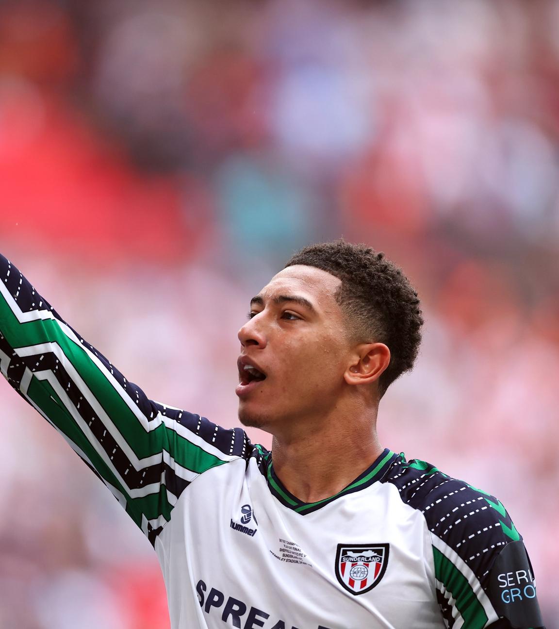 Sunderlands Jobe Bellingham jubelt nach seinem Treffer gegen Sheffield United am 24.05.2025.