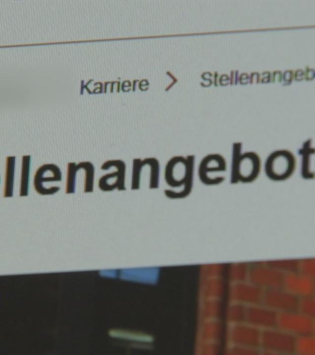 Computerbildschirm, auf welchem zu lesen ist: Stellenangebote