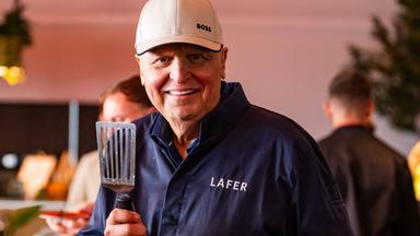 "Verdammt hart": Johann Lafer spricht über Krebserkrankung