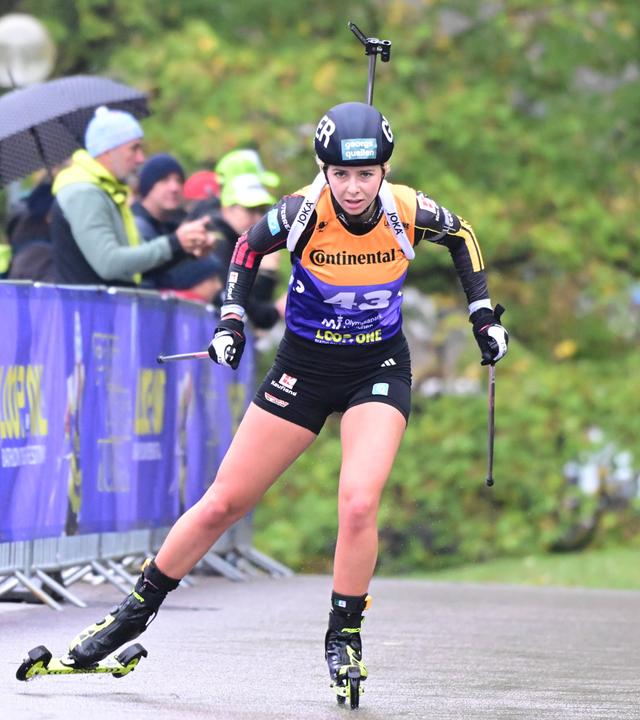 Johanna Puff (GER) vor Julia Tannheimer (GER) bei der Qualifikation zum Super-Sprint am 17.10.2026 in München. 
