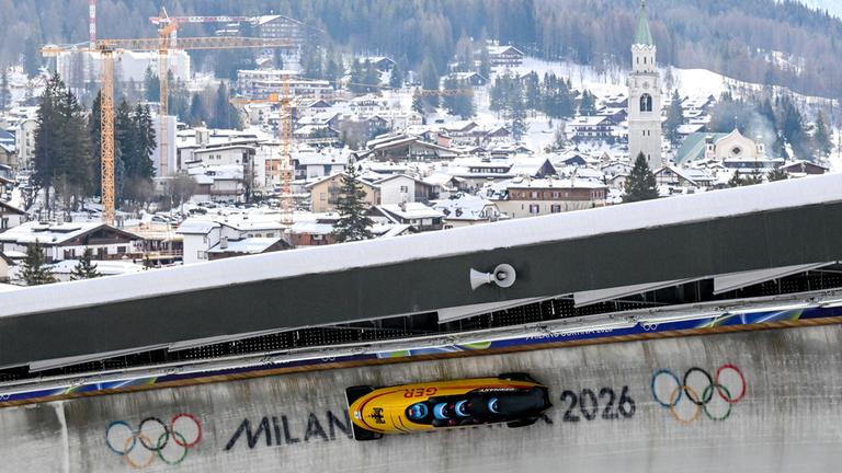 Johannes Lochner, Thorsten Margis, Jorn Wenzel und Georg Fleischhauer (Deutschland) sind in Aktion. 