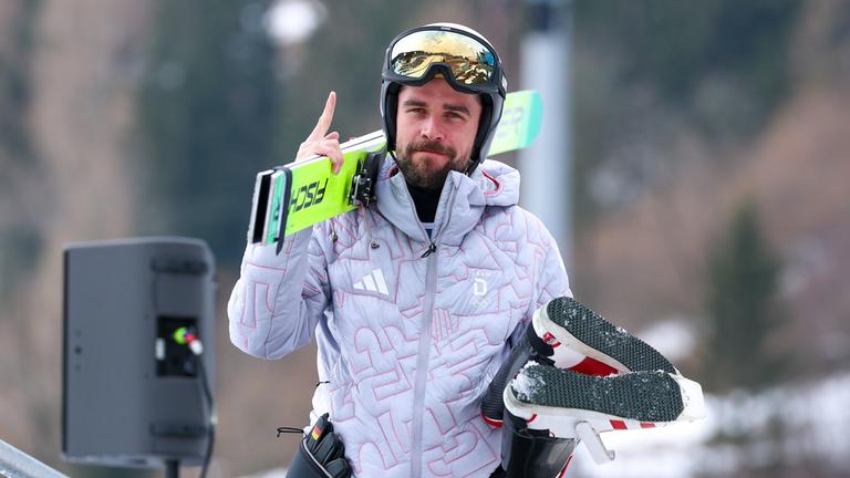 Johannes Rydzek bei den Olympischen Winterspielen am 11.02.2026 in Predazzo. 