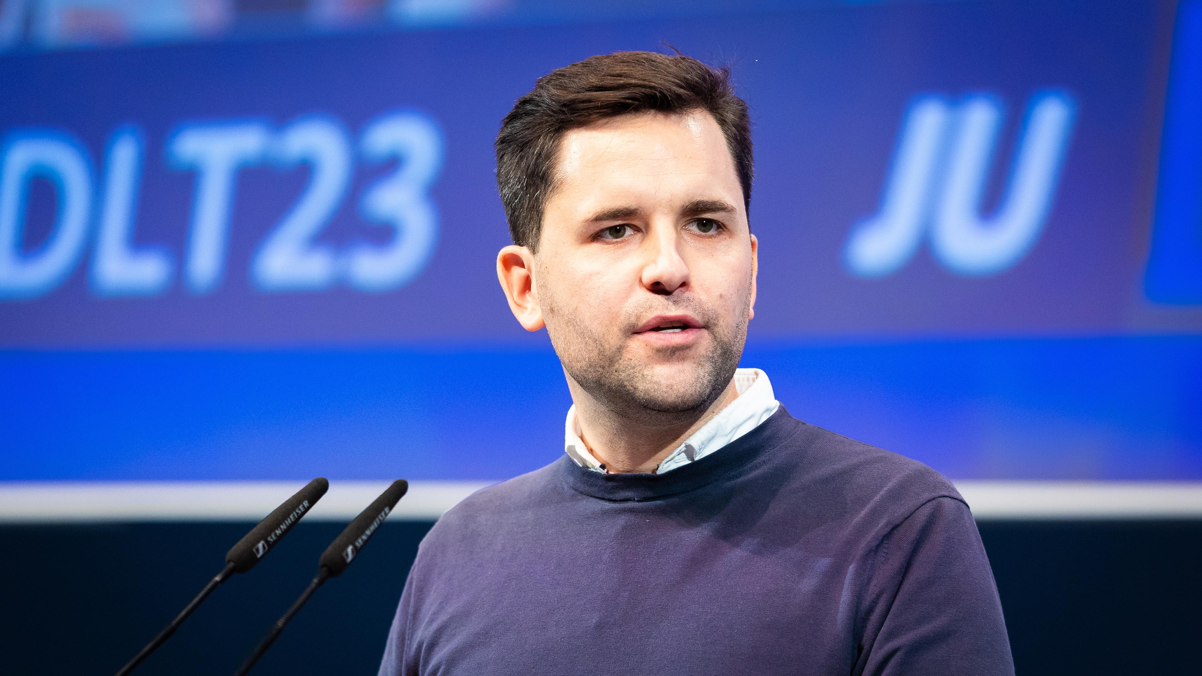 Johannes Winkel, Bundesvorsitzender der Jungen Union (JU), spricht auf dem 75. Deutschlandtag der Jungen Union am 20.10.2023.