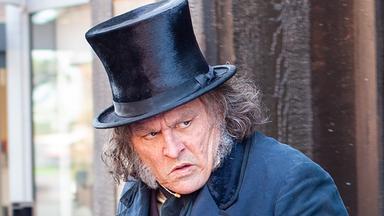 Johnny Depp verkleidet als Ebenezer Scrooge auf der San Diego Comic-Con 2026
