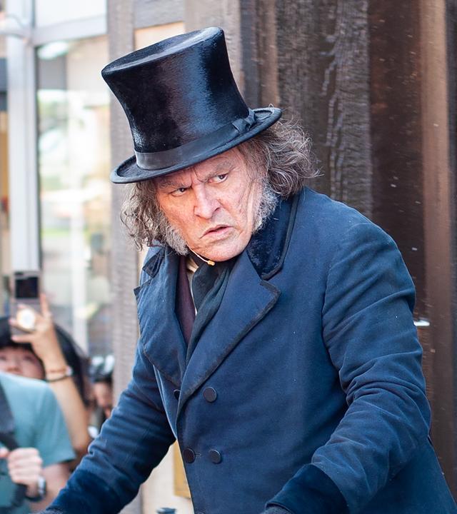 Johnny Depp verkleidet als Ebenezer Scrooge auf der San Diego Comic-Con 2026
