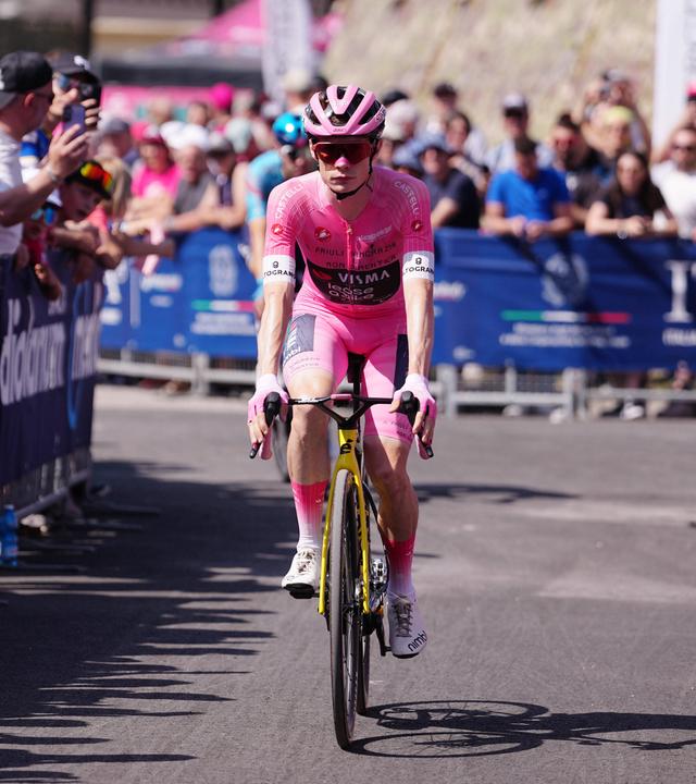 Jonas Vingegaard Hansen (Dänemark) vom Team Visma | Lease a Bike fährt. 