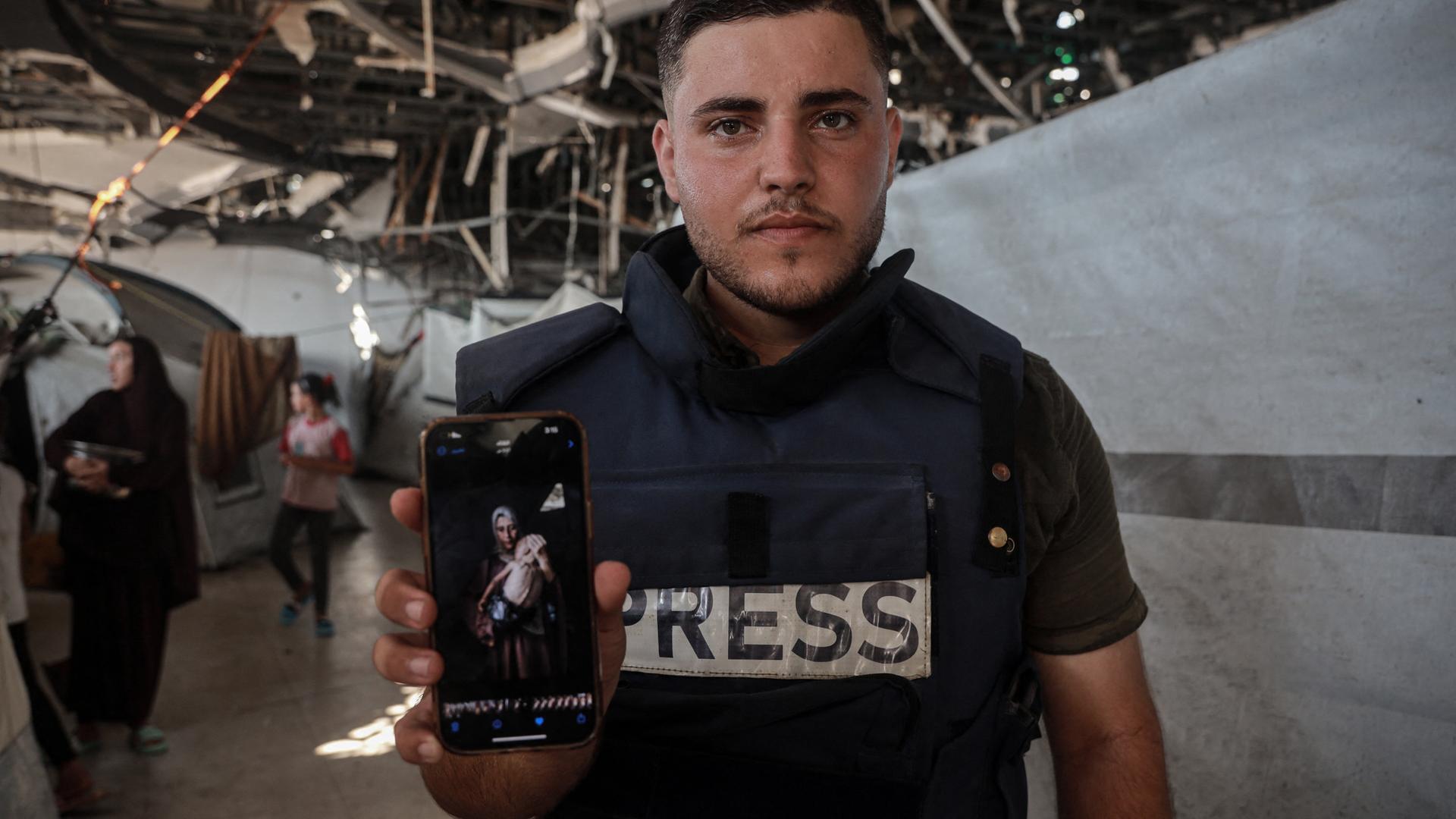 Journalisten berichten weiterhin über die humanitäre Krise in Gaza
