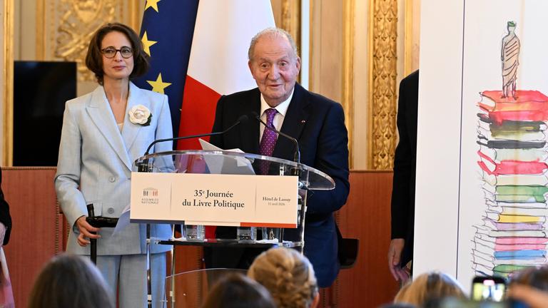 Altkönig Juan Carlos für Memoiren geehrt