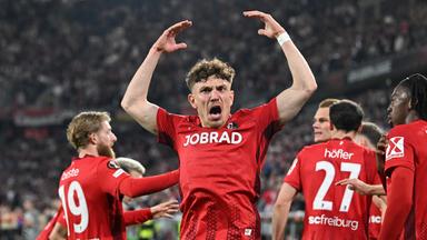 Freiburgs Philipp Treu bejubelt das frühe 1:0 gegen Sporting Braga 