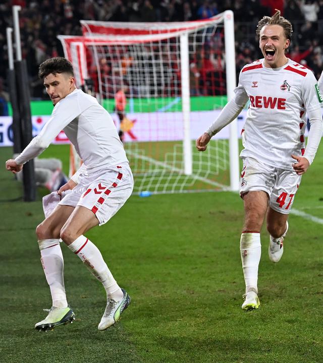 1.FC Köln jubelt.