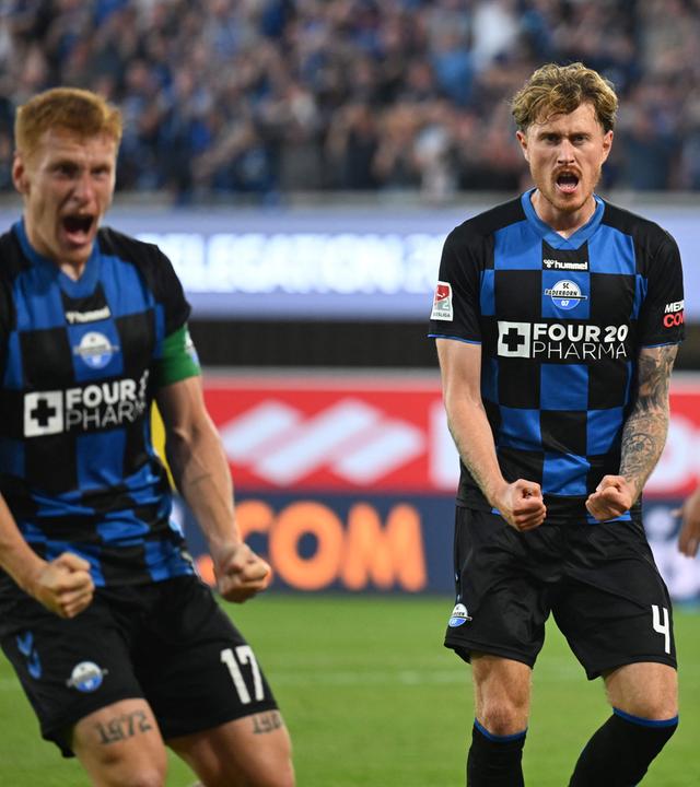 Jubel bei den Spielern des SC Paderborn nach dem zwischenzeitlichen 1:1