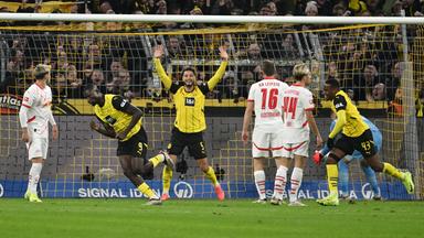 Serhou Guirassy (Borussia Dortmund) jubelt.