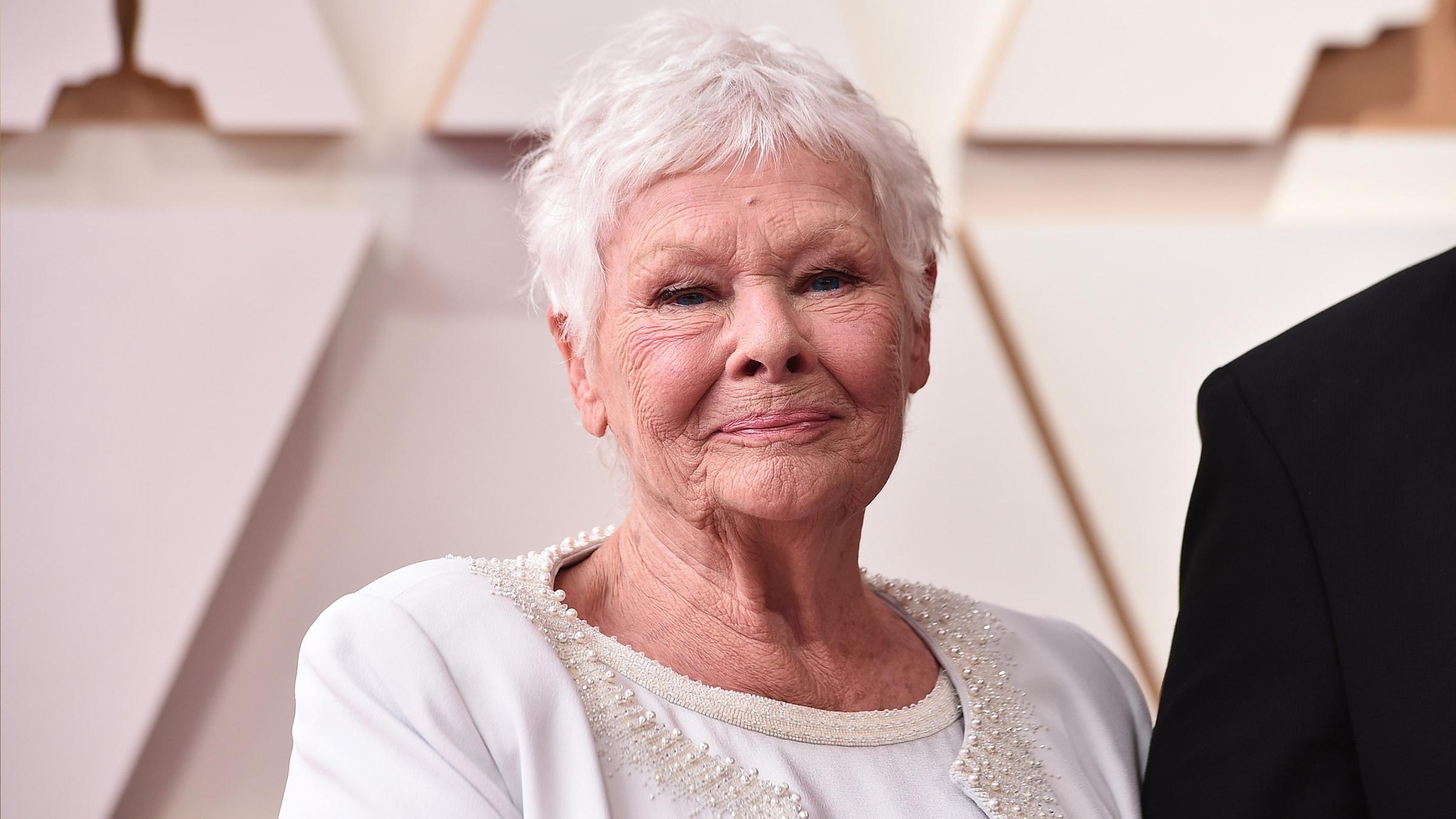 Die britische Schauspielerin Judi Dench bei der 94. Verleihung der Academy Awards in Los Angeles.