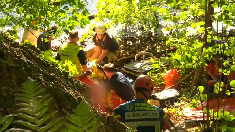 Aufwendige Rettungsaktion bringt Jungendlichen ins Krankenhaus